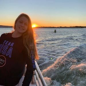 Meet your Posher, Charlotte